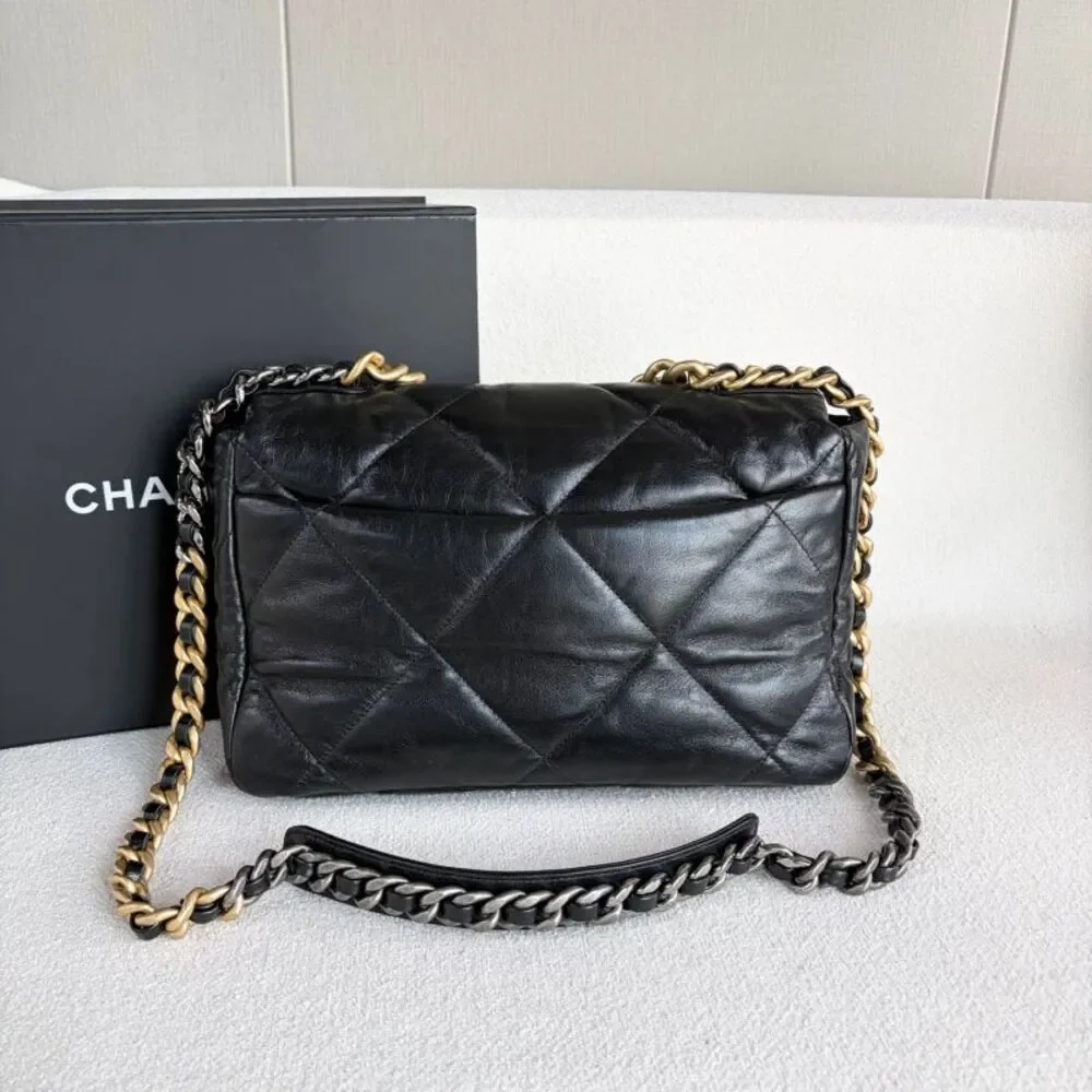 Chanel Women Pre-Loved Bag Very Good Condition